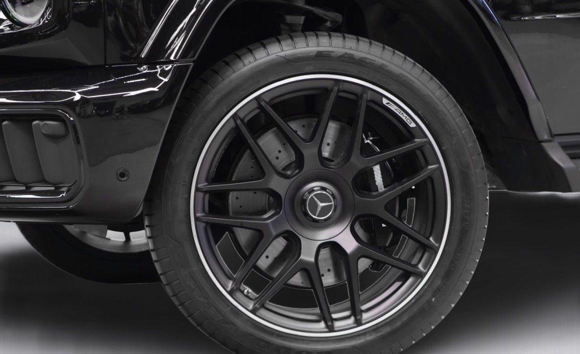 Mercedes-Benz G 63 AMG - foto 25
