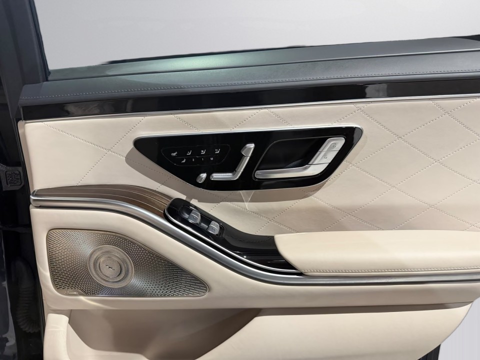 Mercedes-Benz S 450e AMG Line - foto 22