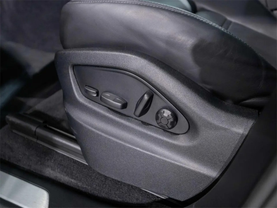 Porsche Cayenne Coupe E-Hybrid - foto 22
