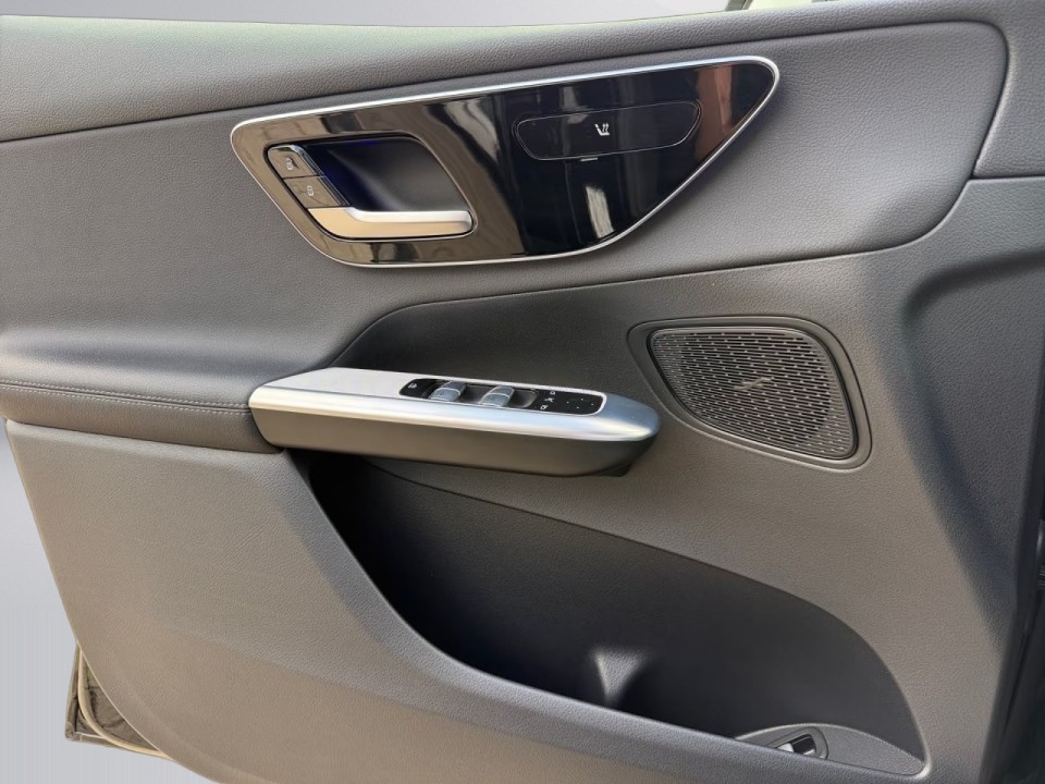 Mercedes-Benz GLC 200 4MATIC Avantgarde - foto 9