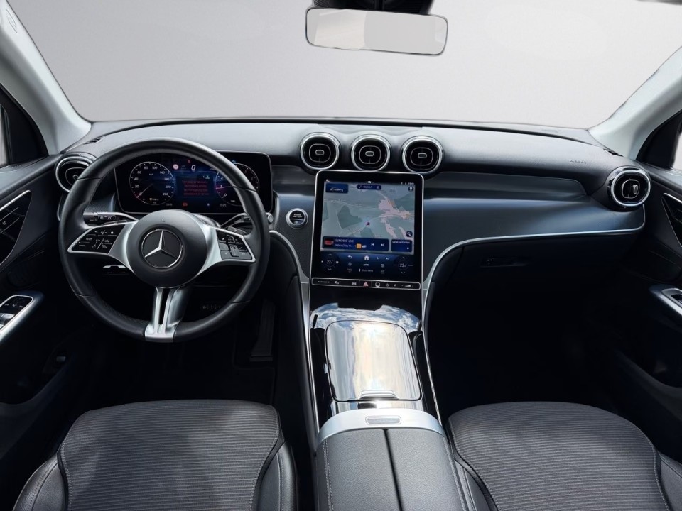 Mercedes-Benz GLC 200 4MATIC Avantgarde (5)