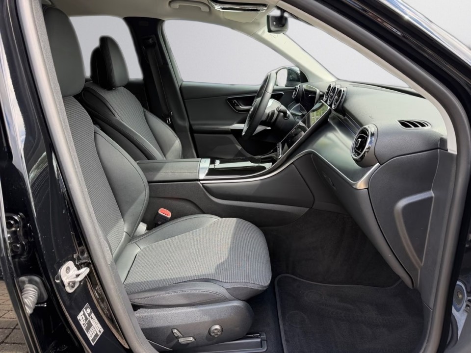 Mercedes-Benz GLC 200 4MATIC Avantgarde - foto 7