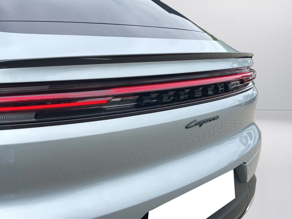 Porsche Cayenne Coupe E-Hybrid - foto 30