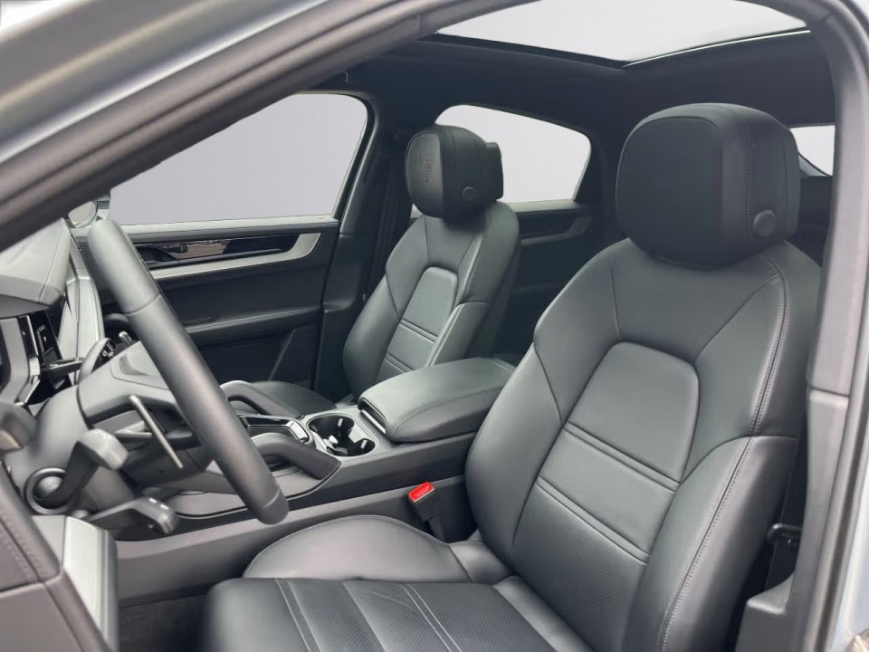 Porsche Cayenne Coupe E-Hybrid - foto 9