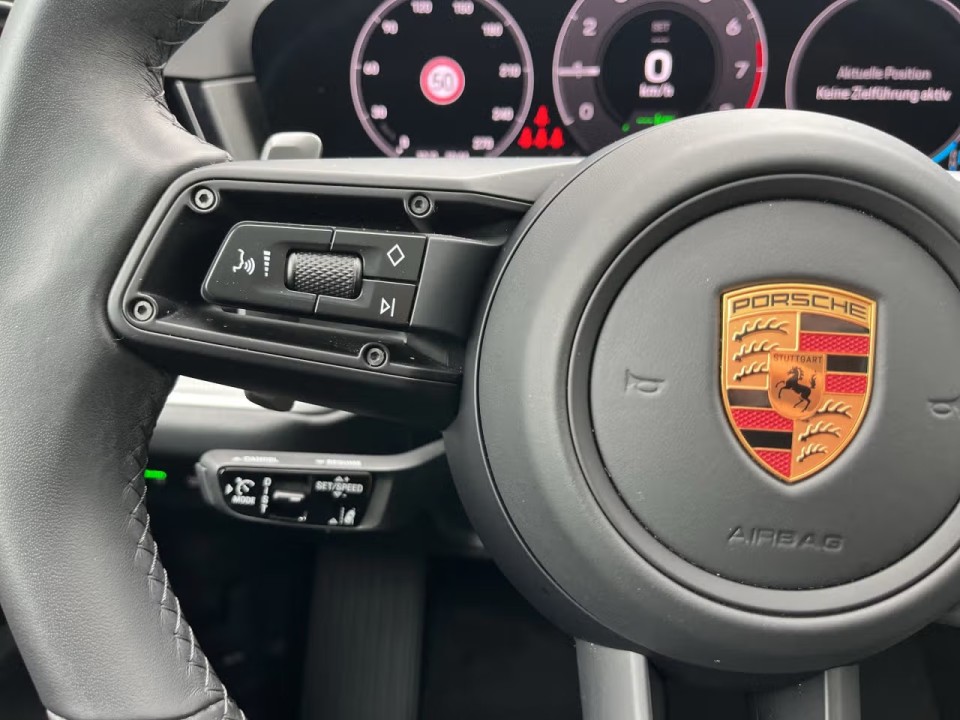 Porsche Cayenne Coupe E-Hybrid - foto 17