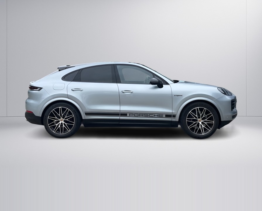 Porsche Cayenne Coupe E-Hybrid (2)