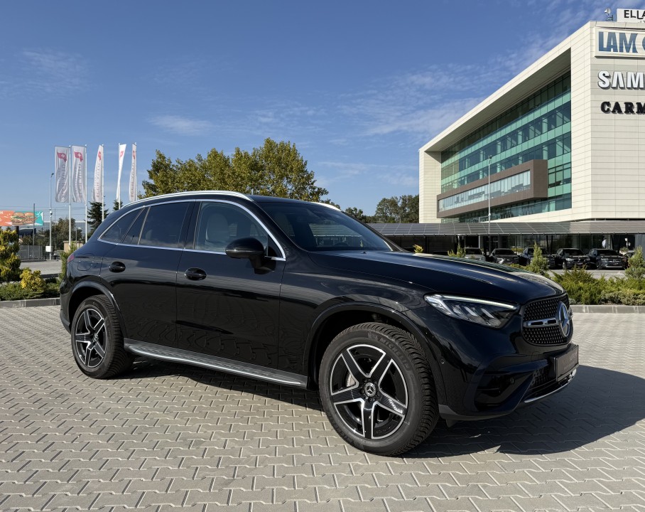 Mercedes-Benz GLC 300e 4MATIC AMG Line