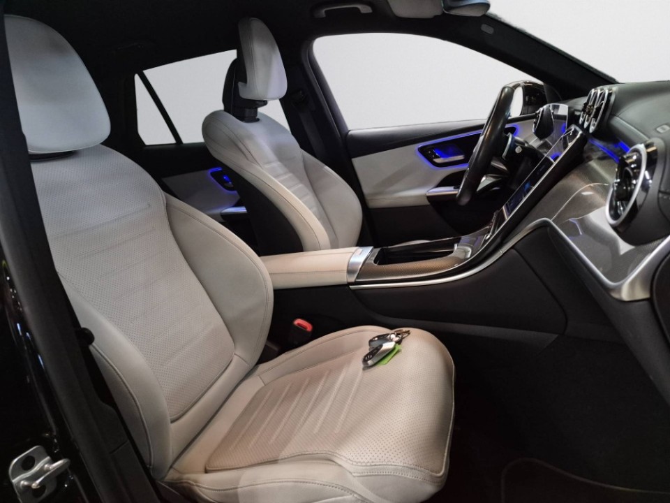 Mercedes-Benz GLC 300e 4MATIC AMG Line - foto 6