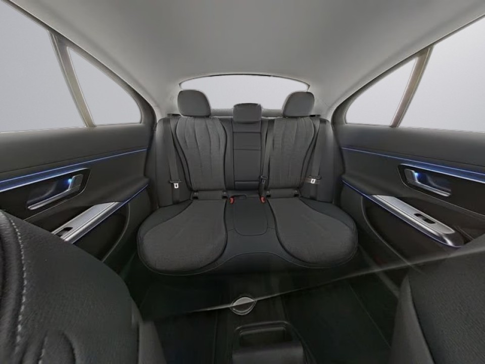 Mercedes-Benz E 200 Avantgarde (5)