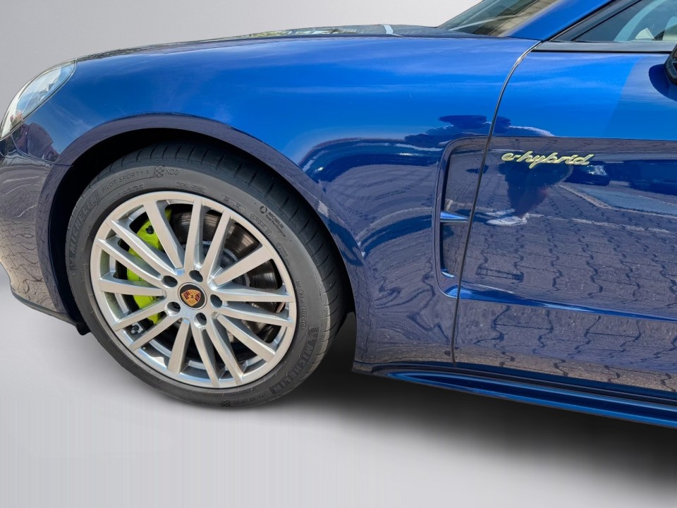 Porsche Panamera 4 E-Hybrid Platinum Edition - foto 13