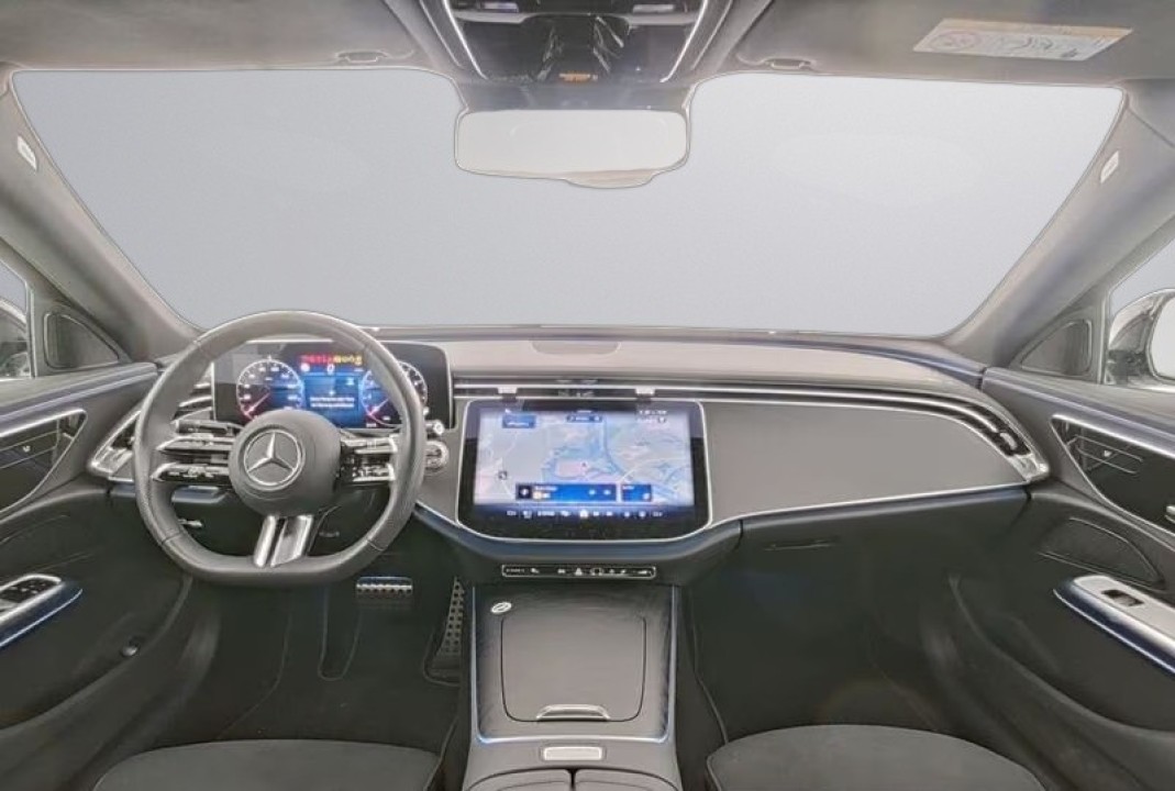 Mercedes-Benz E 200 AMG Line (3)
