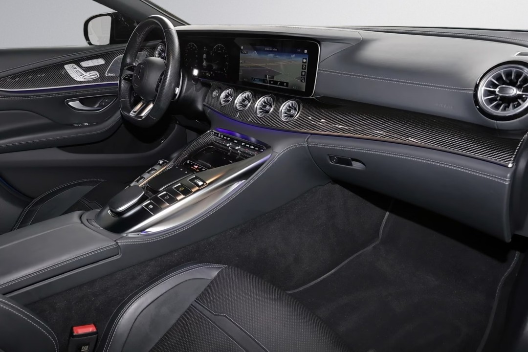 Mercedes-Benz AMG GT 43 4MATIC (5)