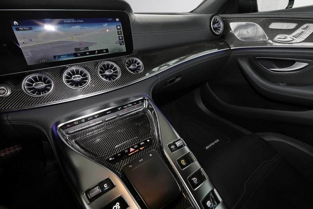Mercedes-Benz AMG GT 43 4MATIC - foto 7