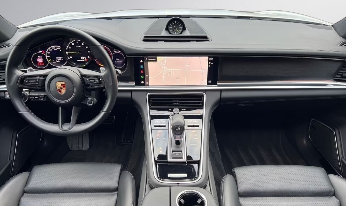 Porsche Panamera 4 E-Hybrid Platinum Edition (3)
