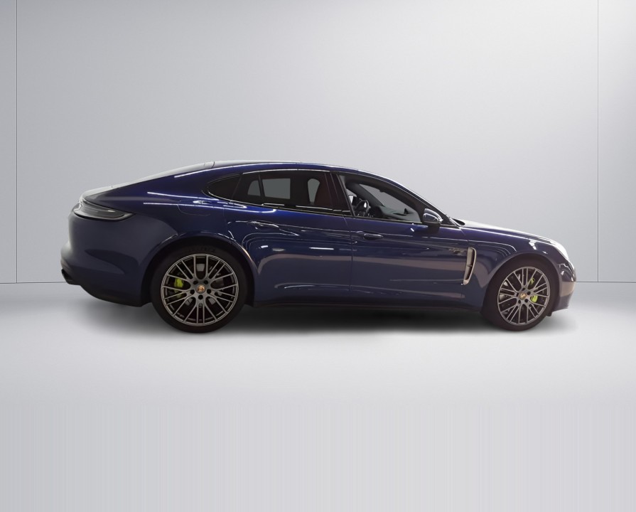 Porsche Panamera 4 E-Hybrid Platinum Edition (3)