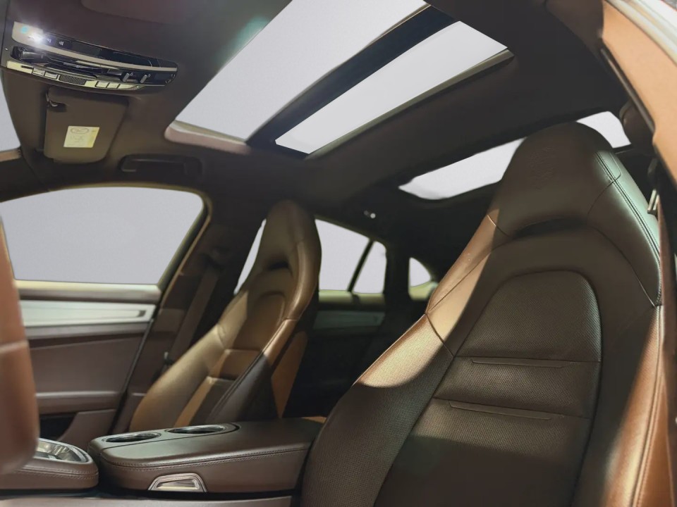 Porsche Panamera 4 E-Hybrid - foto 11