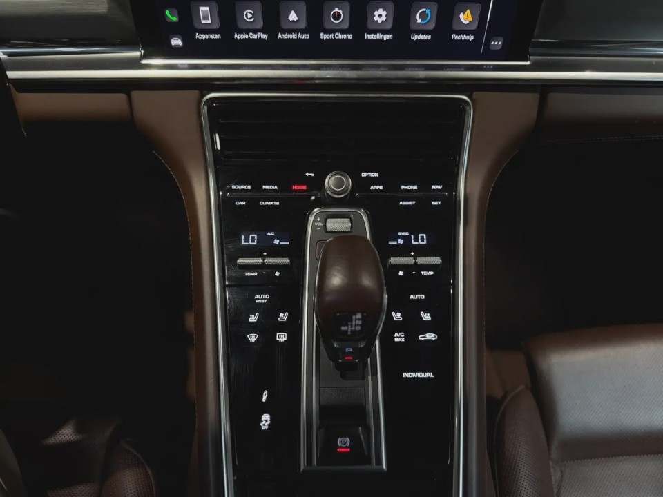 Porsche Panamera 4 E-Hybrid - foto 19