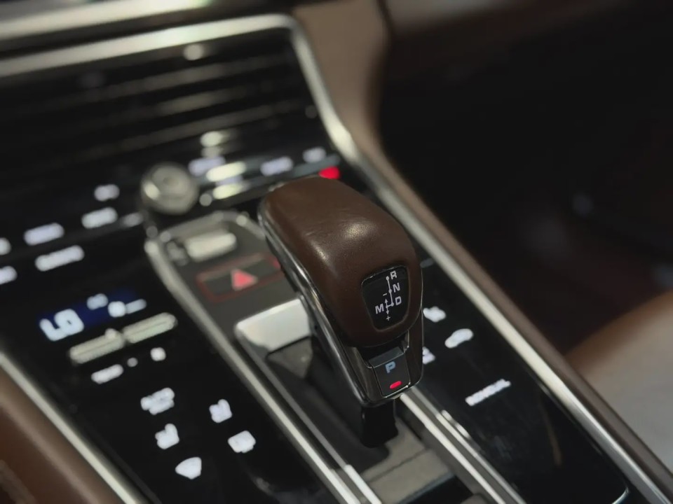 Porsche Panamera 4 E-Hybrid - foto 20