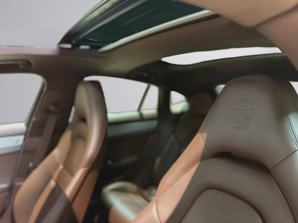 Porsche Panamera 4 E-Hybrid - foto 12