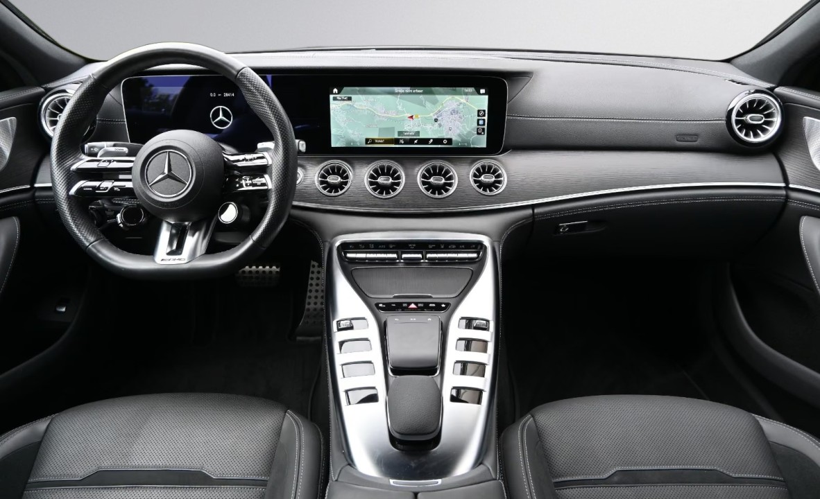 Mercedes-Benz AMG GT 43 4MATIC - foto 12