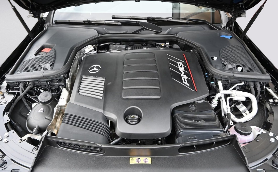 Mercedes-Benz AMG GT 43 4MATIC - foto 44