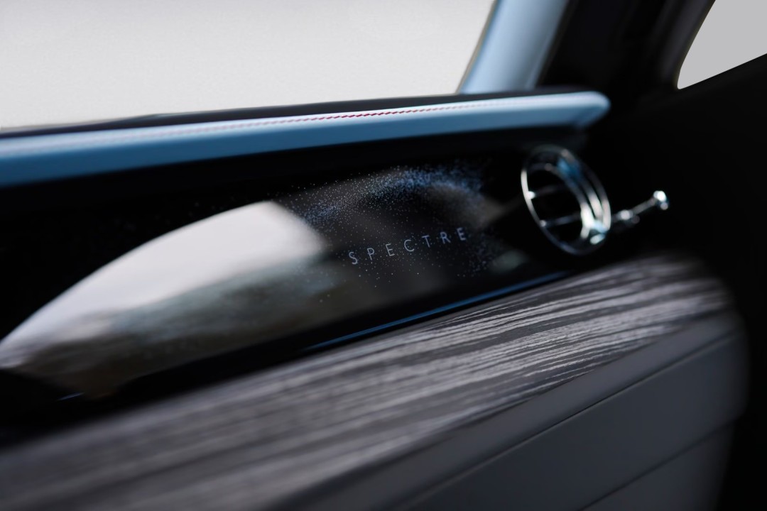 Rolls-Royce Spectre - foto 24