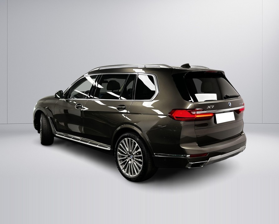 BMW X7 xDrive40i M-Sport (3)