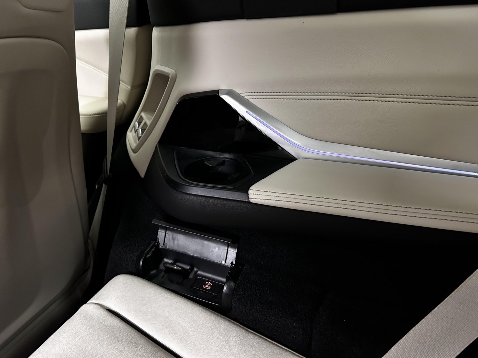 BMW X7 xDrive40i M-Sport - foto 26