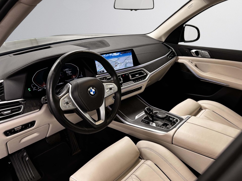 BMW X7 xDrive40i M-Sport - foto 8