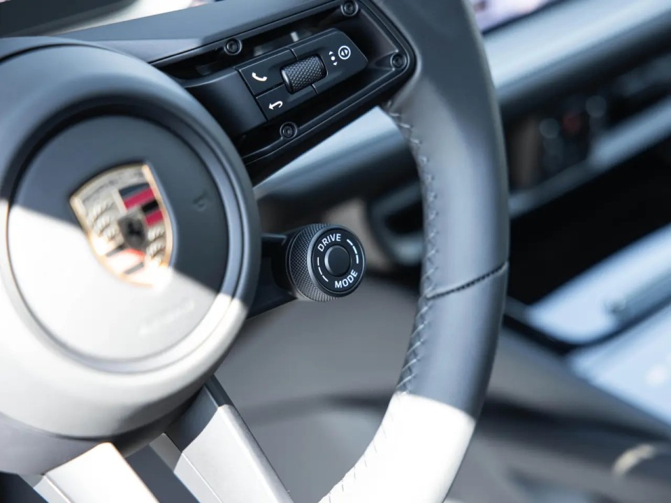 Porsche Cayenne Coupe E-Hybrid - foto 11