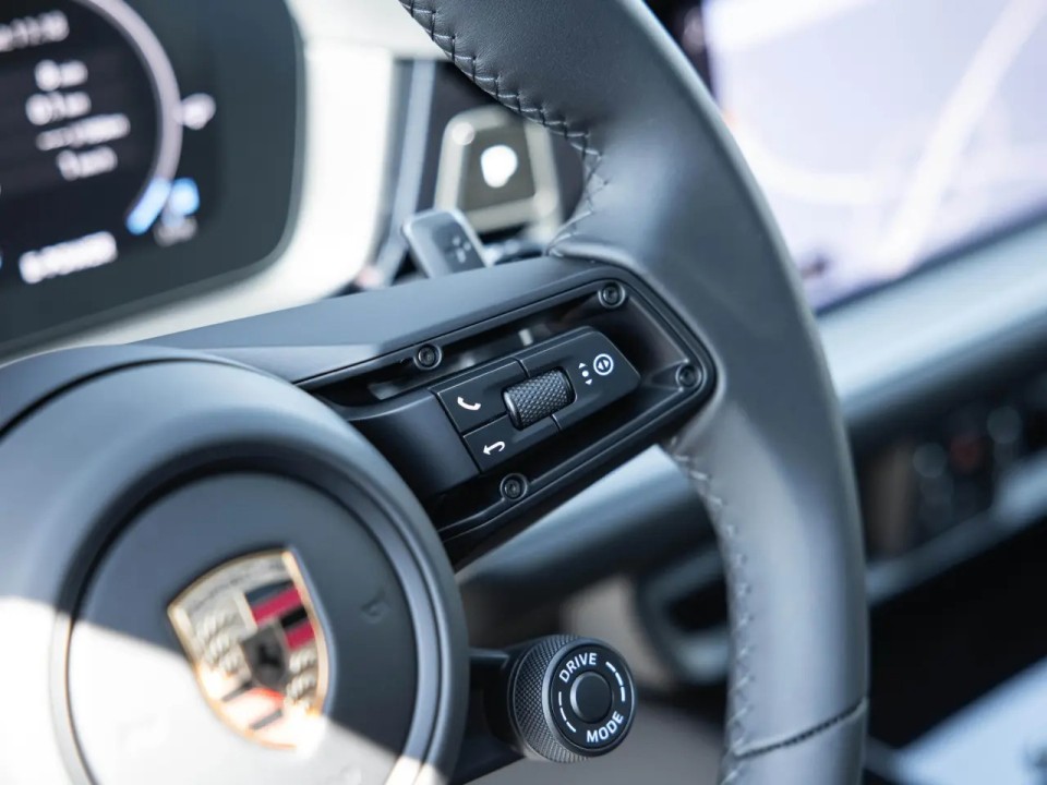 Porsche Cayenne Coupe E-Hybrid - foto 12