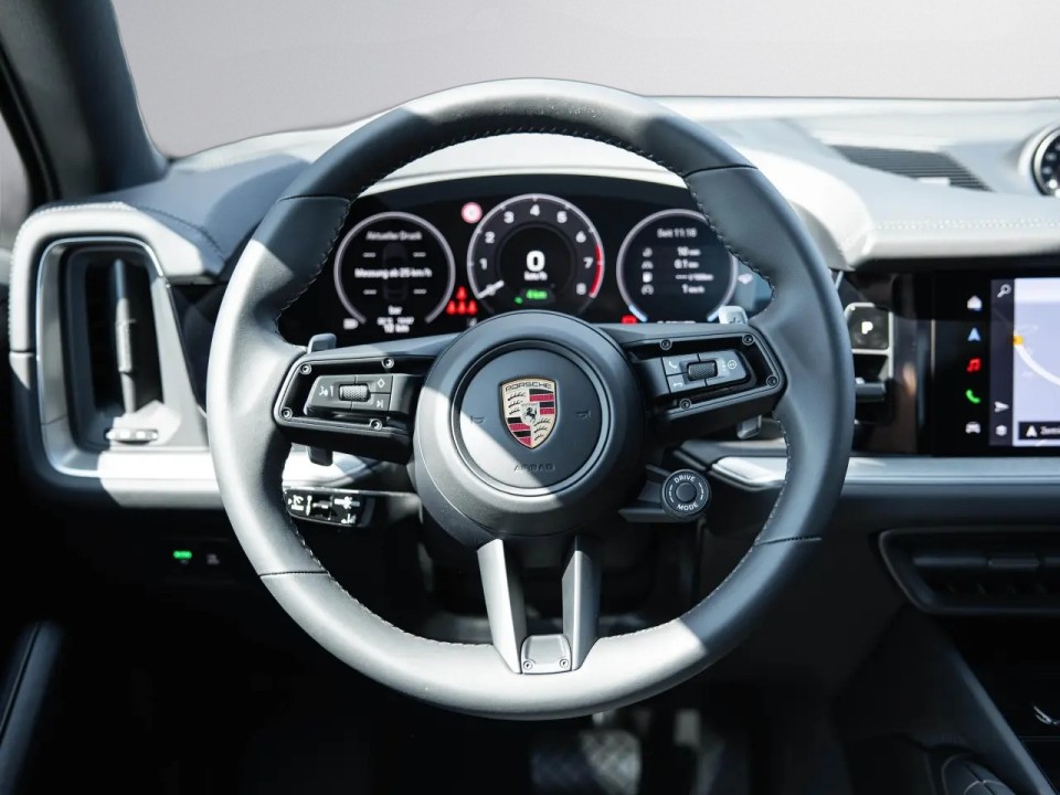 Porsche Cayenne Coupe E-Hybrid - foto 6