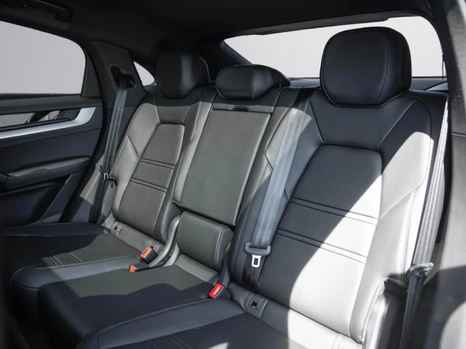 Porsche Cayenne Coupe E-Hybrid - foto 24