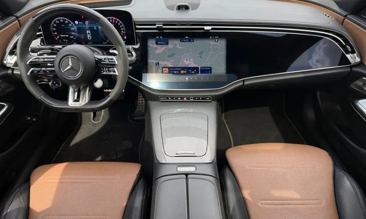 Mercedes-Benz E 53 AMG 4MATIC - foto 7