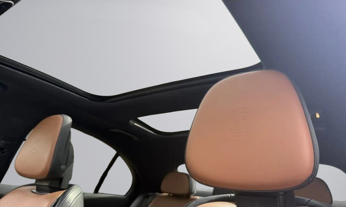 Mercedes-Benz E 53 AMG 4MATIC - foto 12