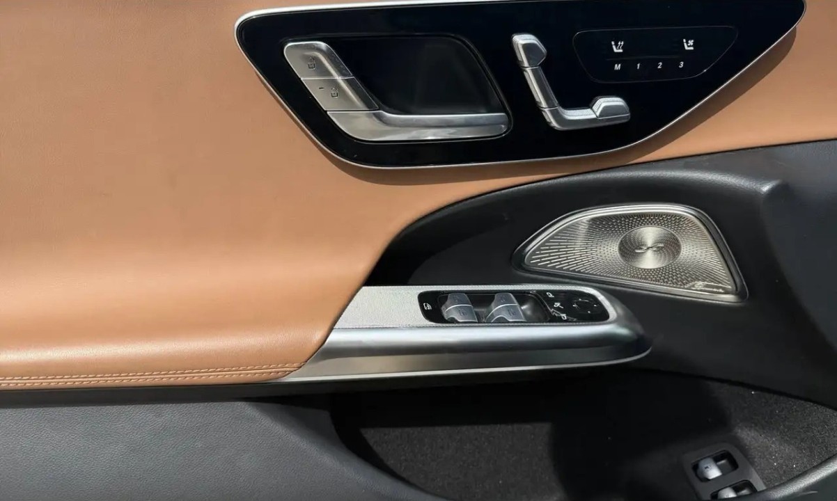 Mercedes-Benz E 53 AMG 4MATIC - foto 13