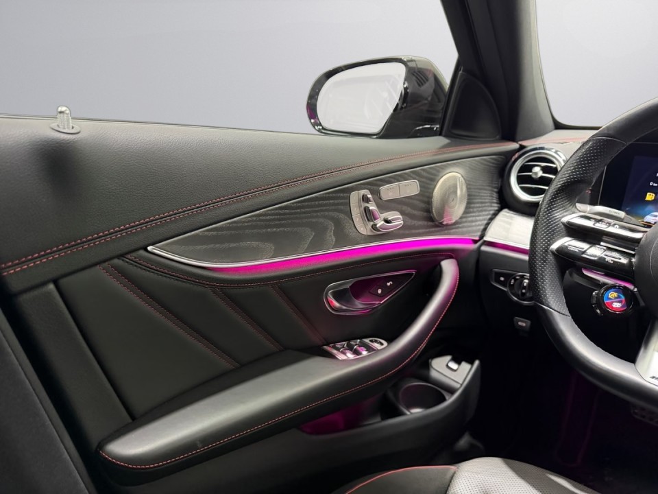 Mercedes-Benz E 53 AMG 4MATIC+ - foto 19