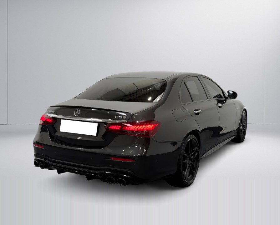 Mercedes-Benz E 53 AMG 4MATIC+ (3)