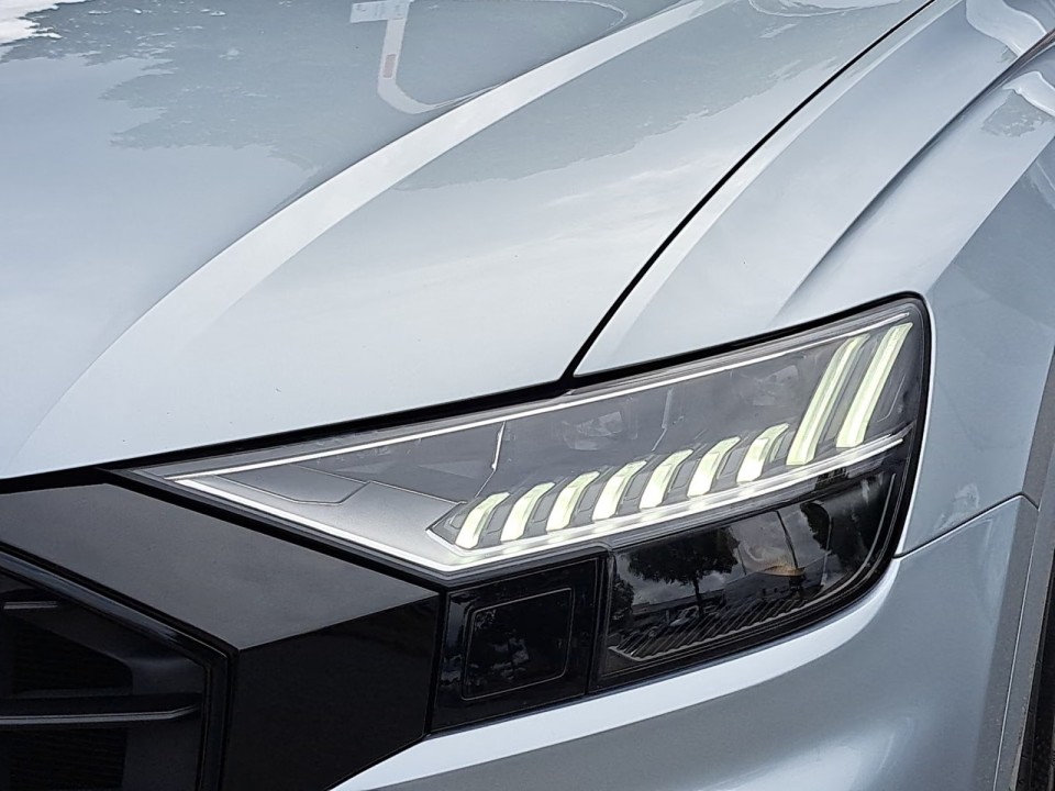 Audi Q8 55TFSI quattro tiptronic - foto 24