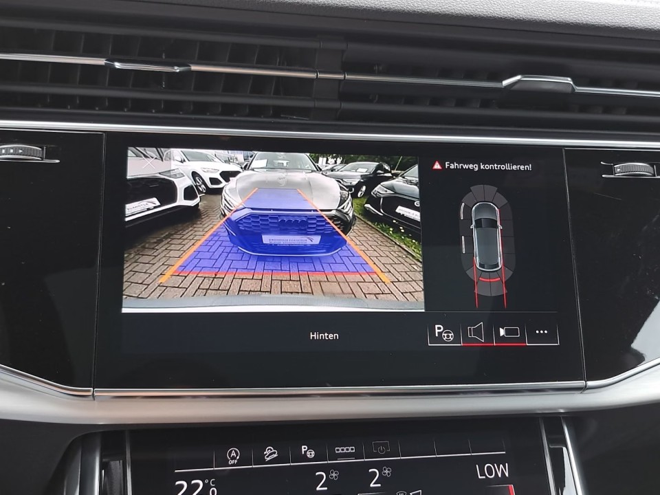 Audi Q8 55TFSI quattro tiptronic - foto 14
