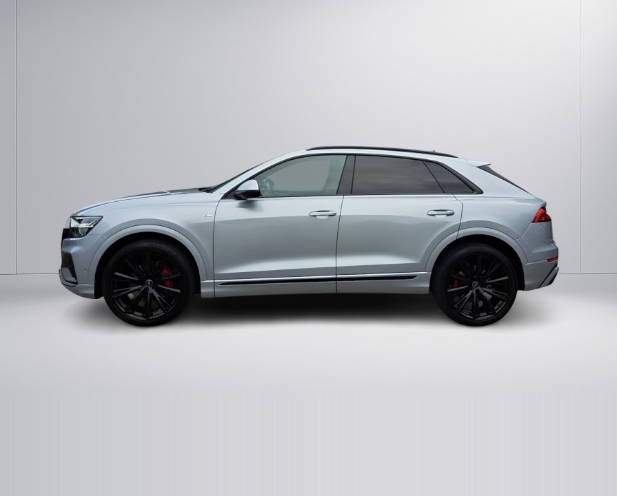 Audi Q8 55TFSI quattro tiptronic (3)