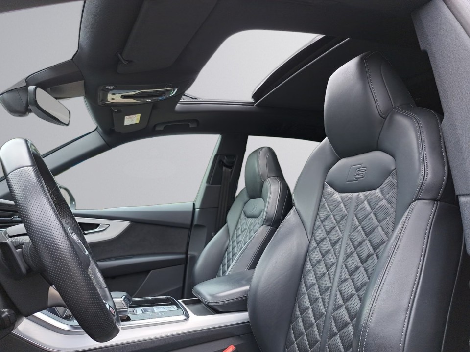 Audi Q8 55TFSI quattro tiptronic - foto 7