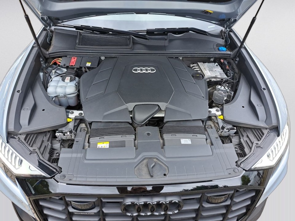 Audi Q8 55TFSI quattro tiptronic - foto 26