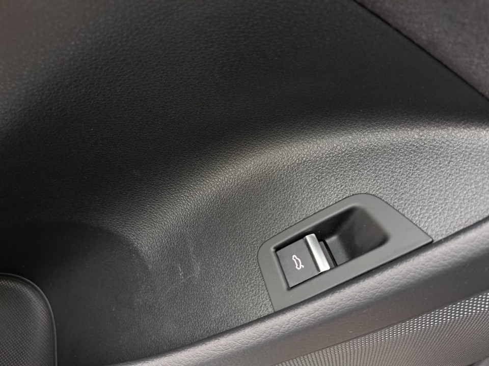 Audi Q8 55TFSI quattro tiptronic - foto 18