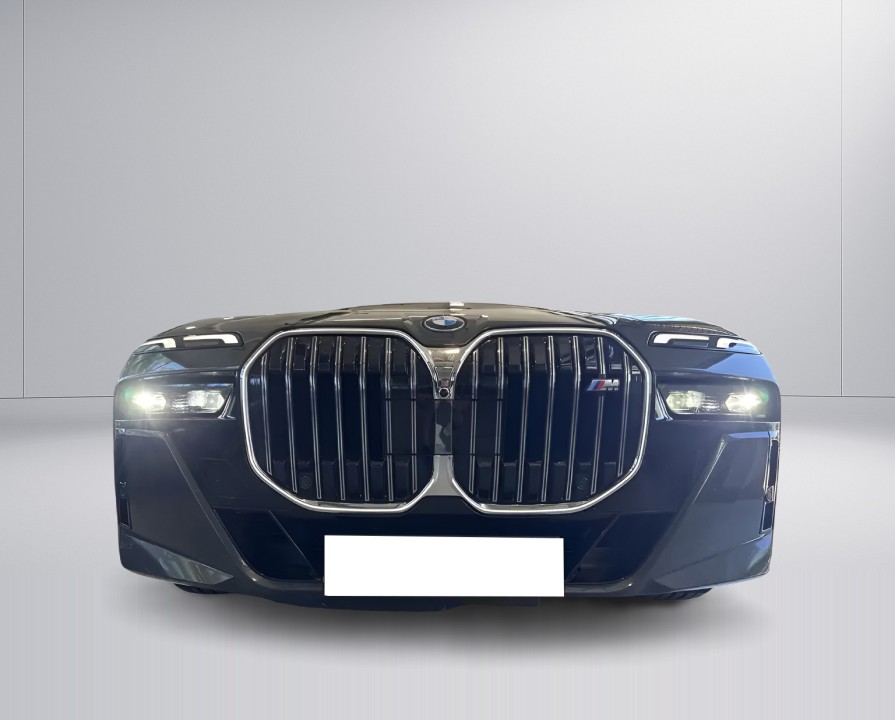 BMW Seria 7 M760 xDrive - foto 7