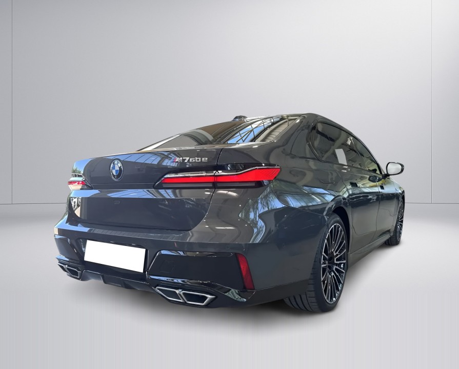 BMW Seria 7 M760 xDrive (2)