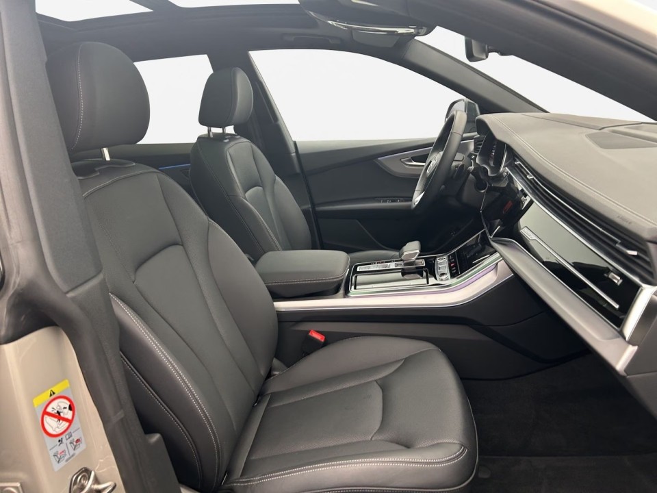 Audi Q8 55 TFSIe quattro S-Line - foto 12