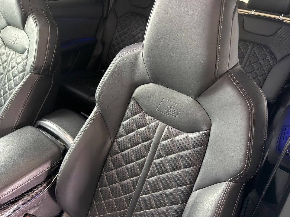 Audi Q7 55TFSI quattro tiptronic - foto 38
