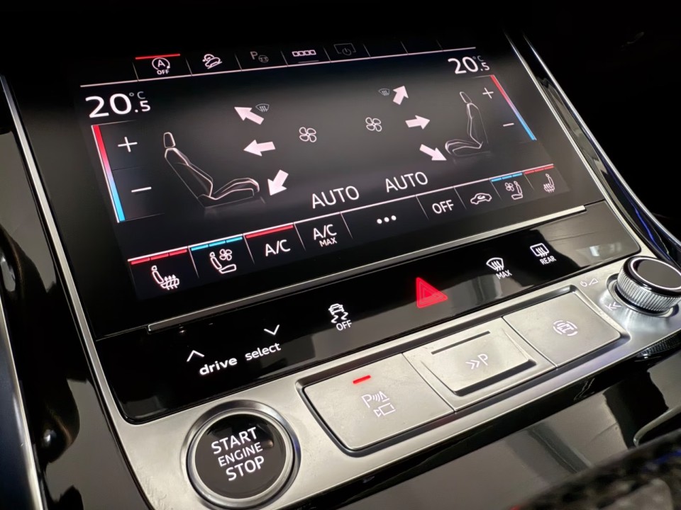 Audi Q7 55TFSI quattro tiptronic - foto 21
