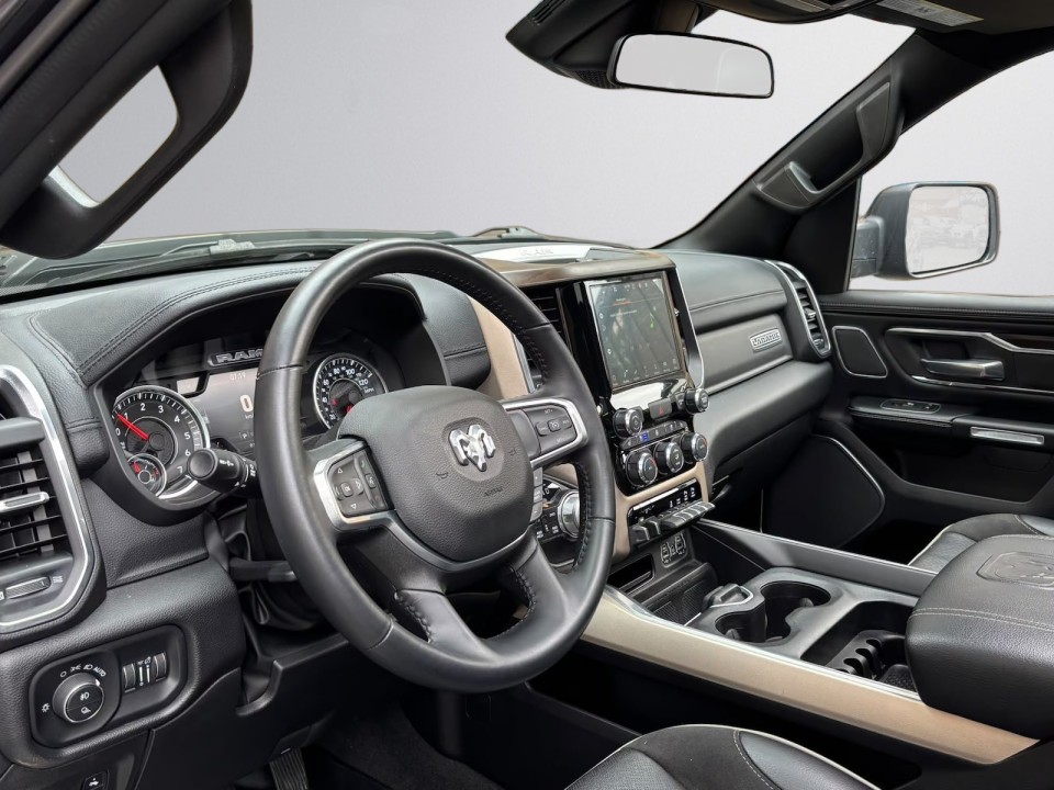 Dodge RAM 1500 Laramie - foto 13